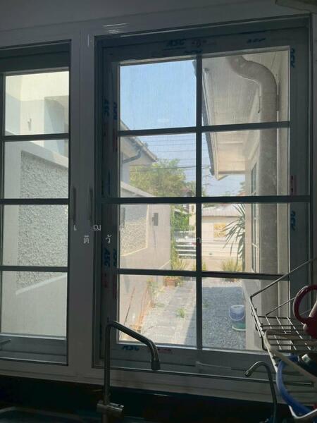 ให้เช่า - บ้านเช่ารามอินทรา ติดเลียบด่วน ใกล้เซ็นทรัลอีสต์วิลล์ 48ตรว. 4ห้องนอน 2ห้องน้ำ 2ที่จอดรถ, กรุงเทพ