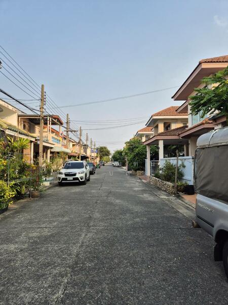 For Sale - Si Kan Park View, Bangkok