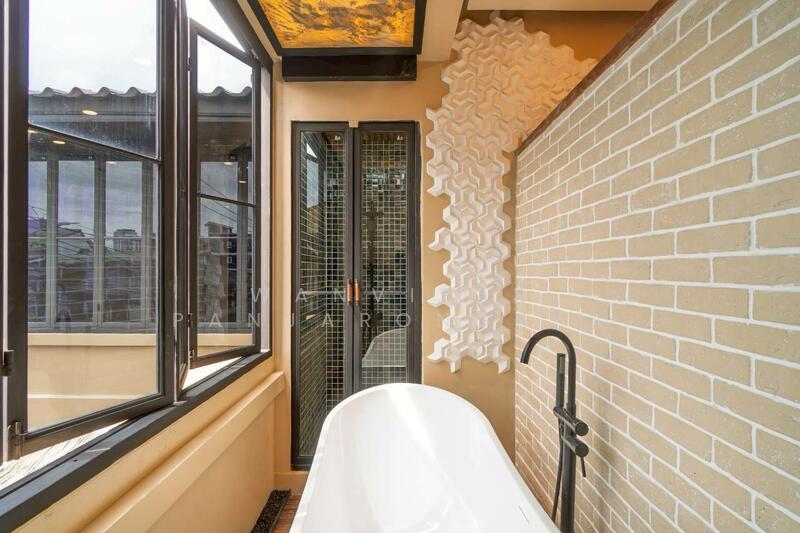 บ้านเดี่ยว 3 ชั้น ศรีนครินทร์ 48 ใกล้ BTS อุดมสุข ใกล้ พาราไดซ์ ปาร์ค ศรีนครินทร์, กรุงเทพ, หนองบอน, ประเวศ, กรุงเทพ, 510 ตร.ม., บ้านเดี่ยว ขาย, โดย Wanvisar Panjarongkha, 500096344 - DDproperty.com