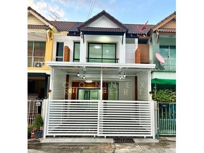 ขาย - หมู่บ้านไพร์ม เพลส 1 จันทร์ทองเอี่ยม บางบัวทอง : Prime Place Chan Thong-iam Bang Bua Thong, นนทบุรี