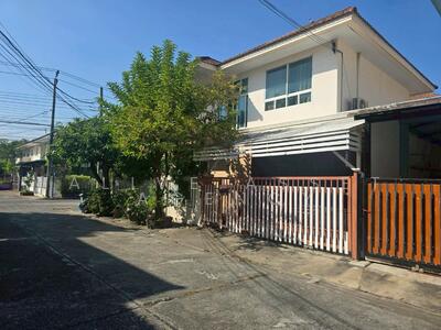 ขาย - ขายบ้านเดี่ยว หมู่บ้านอรุณวรรณ4 หลังริม คลองสามวา 41.4 ตร.วา, กรุงเทพ