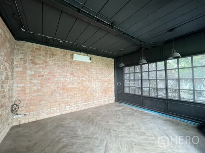 ให้เช่าพื้นที่ร้านค้า สุขุมวิท วัฒนา ใกล้ BTS เอกมัย HRE00028, กรุงเทพ, คลองตันเหนือ, วัฒนา, กรุงเทพ, 107 ตร.ม., พื้นที่ขายของ ให้เช่า, โดย Hero Realtor Co., Ltd., 500096712 - DDproperty.com