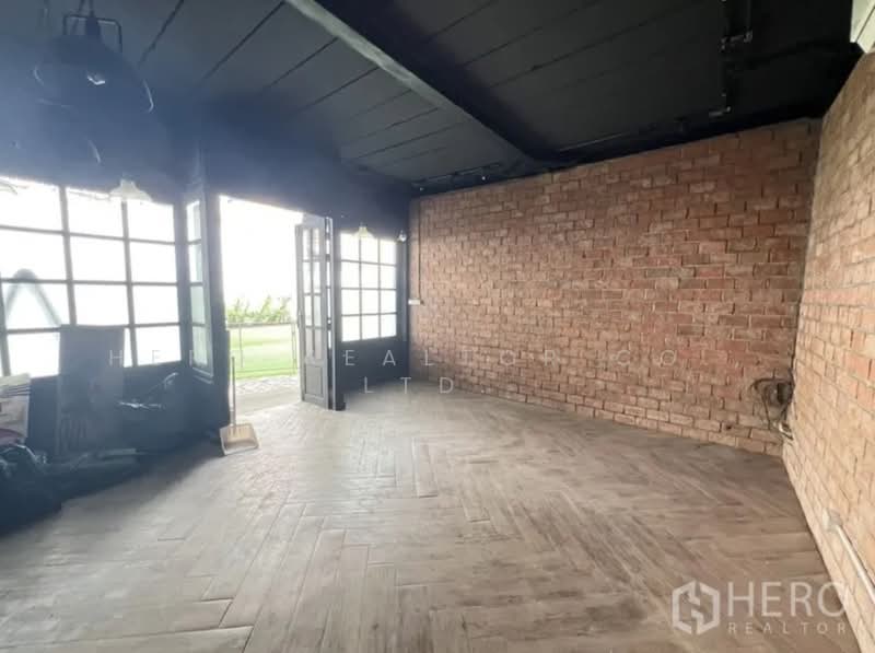 For Rent Bangkok Retail Space Sukhumvit Watthana BTS Ekkamai HRE00028, Bangkok, Khlong Tan Nua, Watthana, Bangkok, , 107 sqm, Retail Space For Rent, by Hero Realtor Co., Ltd., 500096712 - DDproperty.com