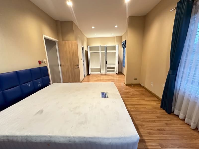 Perfect Place Sukhumvit 77-Suvarnabhumi : เพอร์เฟค เพลส สุขุมวิท77-สุวรรณภูมิ, สมุทรปราการ, ถนนลาดกระบัง, ราชาเทวะ, บางพลี, สมุทรปราการ, 155 ตร.ม., บ้านเดี่ยว ให้เช่า, โดย นลินี จันทร์ศิริเจริญ, 500096931 - DDproperty.com