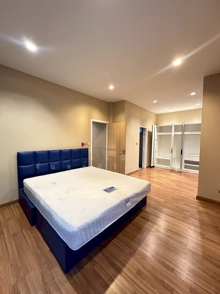 Perfect Place Sukhumvit 77-Suvarnabhumi, Samut Prakan, Lat Krabang Road, Rachathewa, Bang Plee, Samut Prakan, 4 Bedrooms, 155 sqm, Single Detached House For Rent, by Nalinee Chansiricharoen, 500096931 - DDproperty.com