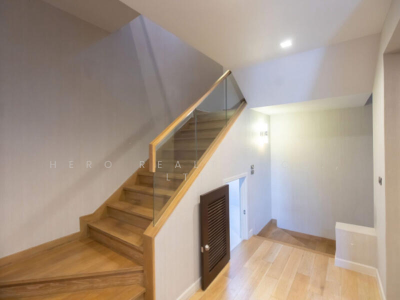 For Rent Bangkok House Artale Ekkamai-Ramintra Sukhonthasawat Lat Phrao hre00059, Bangkok, Lat Phrao, Lat Phrao, Bangkok, 4 Bedrooms, 390 sqm, Single Detached House For Rent, by Hero Realtor Co., Ltd., 500097358 - DDproperty.com