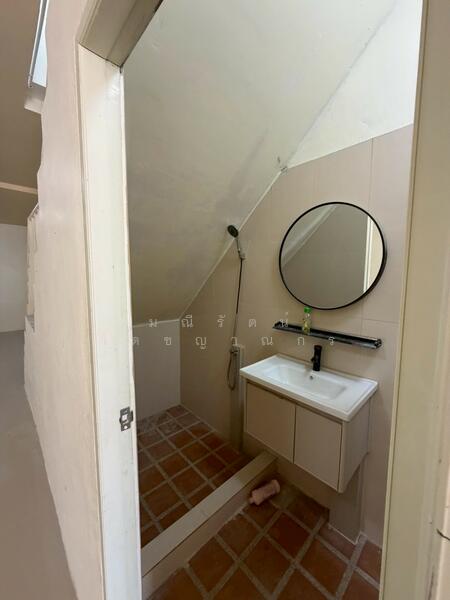 ห้องนํ้าชั้น1