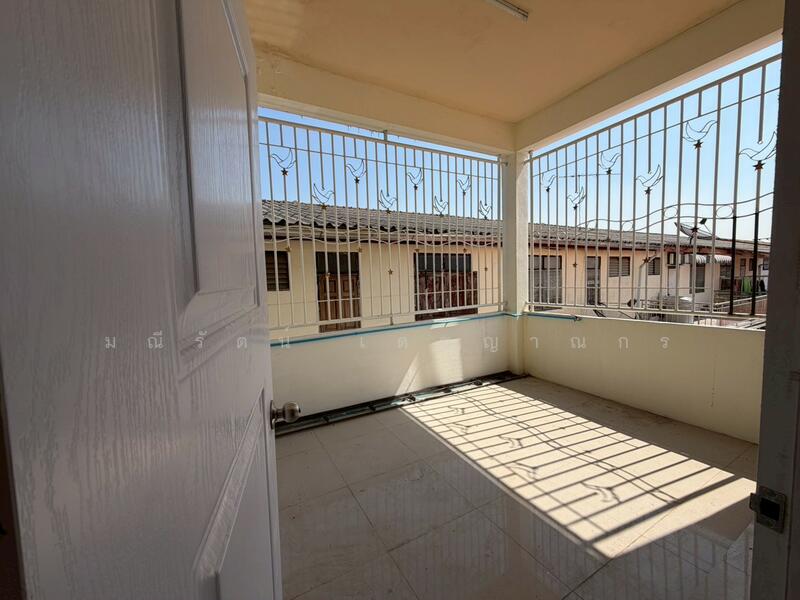 ระเบียงจากโถงชั้น2