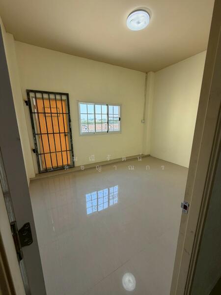 ห้องหลังบ้าน ชั้น 3