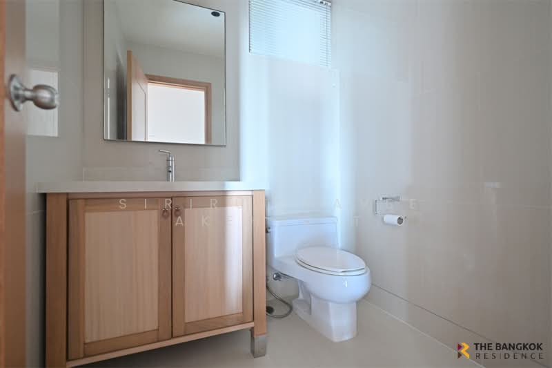 The Emporio Place, Bangkok, 93 Soi Sukhumvit 24, Sukhumvit Road, Khong Tan, Khlong Toei, Bangkok, 2 Bedrooms, 101 sqm, Condo For Sale, by Sirirut Havee Akehurst, 500097439 - DDproperty.com