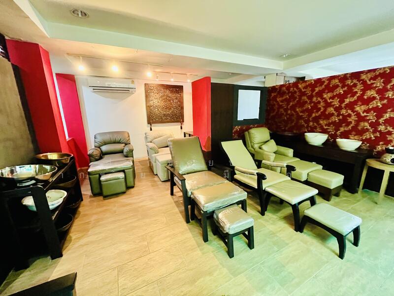 ขาย - ขายโรงงานเฟอร์นิเจอร์หรูสปา รับงานทำไม่ทัน อยากเกษียณไม่มีคนรับช่วงใครจะโชคดี, กรุงเทพ