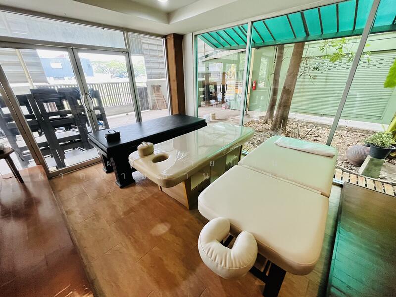 ขาย - ขายโรงงานเฟอร์นิเจอร์หรูสปา รับงานทำไม่ทัน อยากเกษียณไม่มีคนรับช่วงใครจะโชคดี, กรุงเทพ