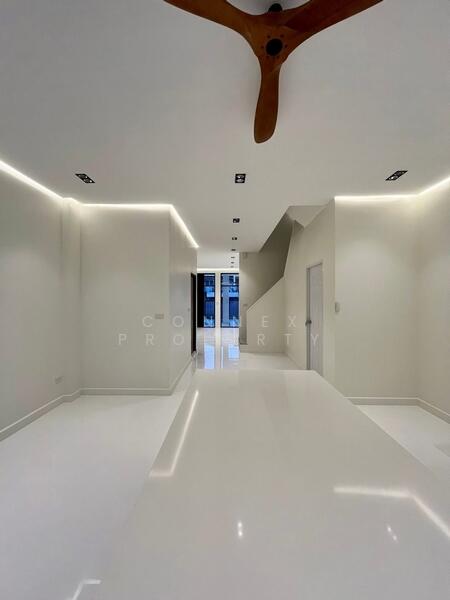 Townhome , Lat Pharo 57, Bangkok, -, Lat Phrao, Lat Phrao, Bangkok, 4 Bedrooms, 21 sqm, Townhouse For Sale, by Connex Property, 500097656 - DDproperty.com