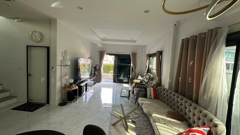 ขายบ้าน 4 ห้องนอน พัทยาตะวันออก, ชลบุรี, บางละมุง, บางละมุง, ชลบุรี, 208 ตร.ม., บ้านเดี่ยว ขาย, โดย PLC Real Estate, 500097819 - DDproperty.com