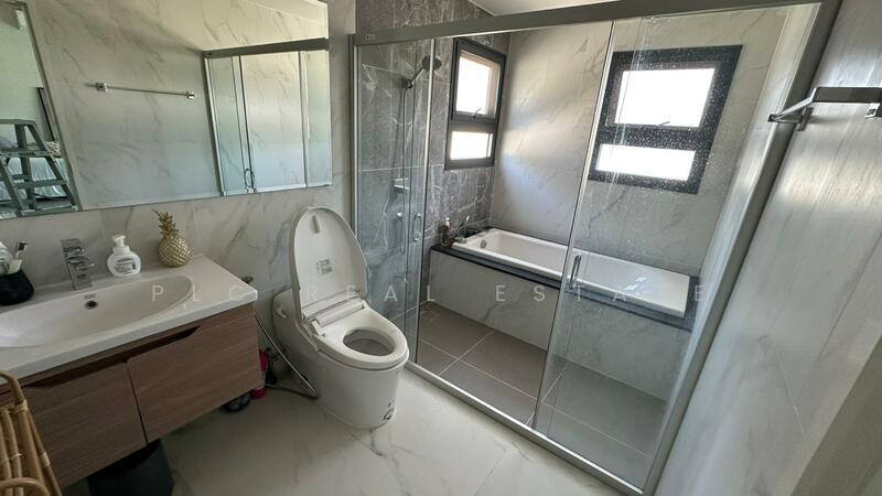 House 4 bedrooms for Sale East Pattaya, Chon Buri (Pattaya), Bang Lamung, Bang Lamung (Pattaya), Chon Buri (Pattaya), 4 Bedrooms, 208 sqm, Single Detached House For Sale, by PLC Real Estate, 500097819 - DDproperty.com