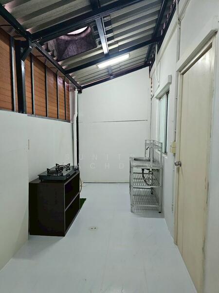 Baan Pruksa 86/1 Ladkrabang-Suvarnabhumi : บ้านพฤกษา 86/1 ลาดกระบัง-สุวรรณภูมิ, สมุทรปราการ, ถ.ลาดกระบัง, ศีรษะจรเข้น้อย, บางเสาธง, สมุทรปราการ, 110 ตร.ม., ทาวน์เฮ้าส์ ให้เช่า, โดย Sunitra Sachdev, 500097829 - DDproperty.com