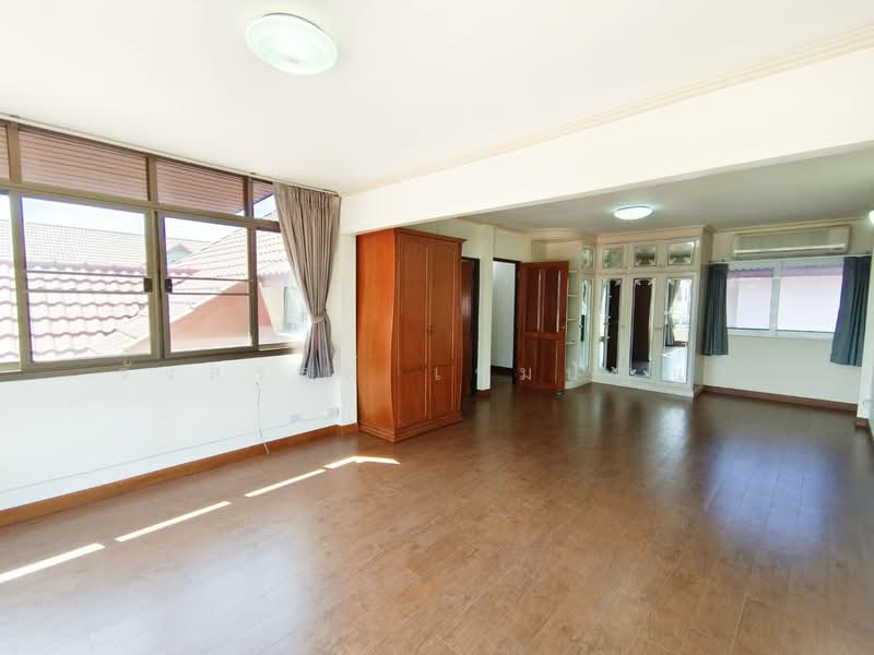 For Sale - Chuan Chuen Bang Khen, Bangkok