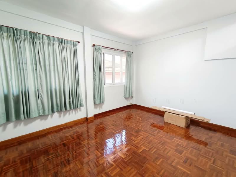 For Sale - Chuan Chuen Bang Khen, Bangkok