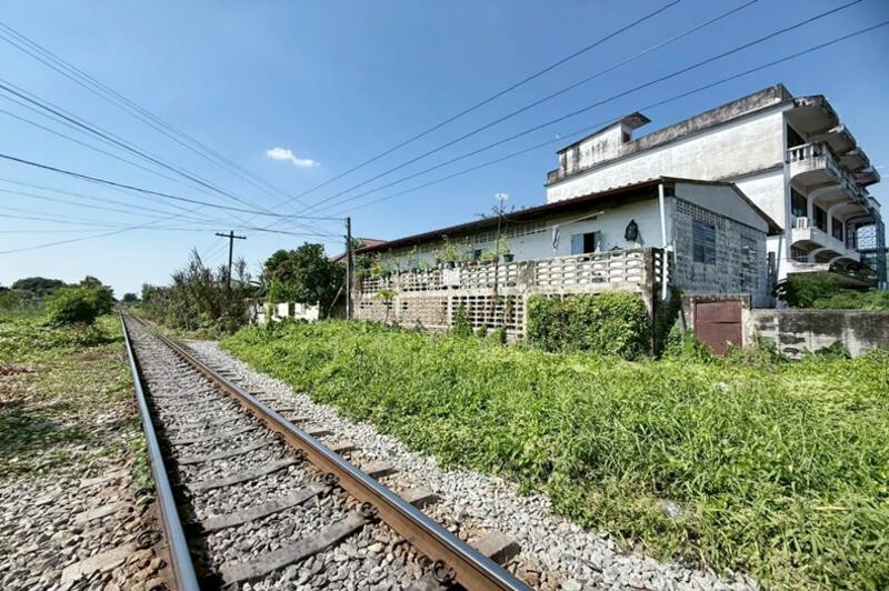 ขาย - ขายที่ดิน 35 ตร.วา เอกชัย 45 บางบอน พร้อมสิ่งปลูกสร้าง, กรุงเทพ