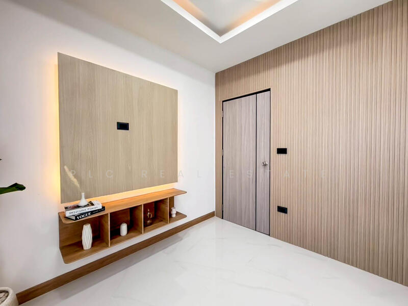 ขายวิลล่าพร้อมสระว่ายน้ำส่วนตัว 3 ห้องนอน – พัทยาเหนือ, ชลบุรี, บางละมุง, บางละมุง, ชลบุรี, 184 ตร.ม., บ้านเดี่ยว ขาย, โดย PLC Real Estate, 500098058 - DDproperty.com