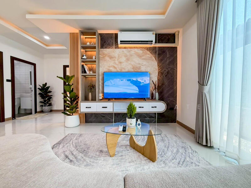 Pool Villa 3 bedrooms for Sale in North Pattaya, Chon Buri (Pattaya), Bang Lamung, Bang Lamung (Pattaya), Chon Buri (Pattaya), 3 Bedrooms, 184 sqm, Single Detached House For Sale, by PLC Real Estate, 500098058 - DDproperty.com