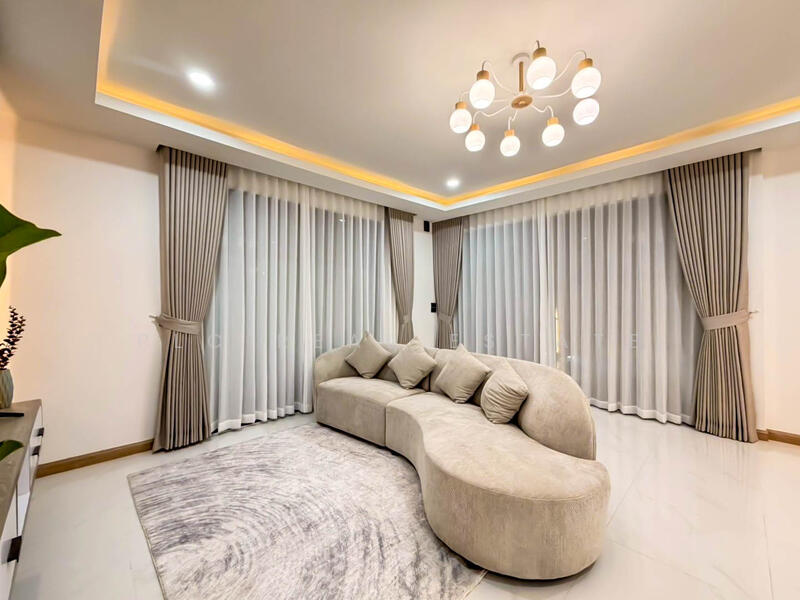 Pool Villa 3 bedrooms for Sale in North Pattaya, Chon Buri (Pattaya), Bang Lamung, Bang Lamung (Pattaya), Chon Buri (Pattaya), 3 Bedrooms, 184 sqm, Single Detached House For Sale, by PLC Real Estate, 500098058 - DDproperty.com