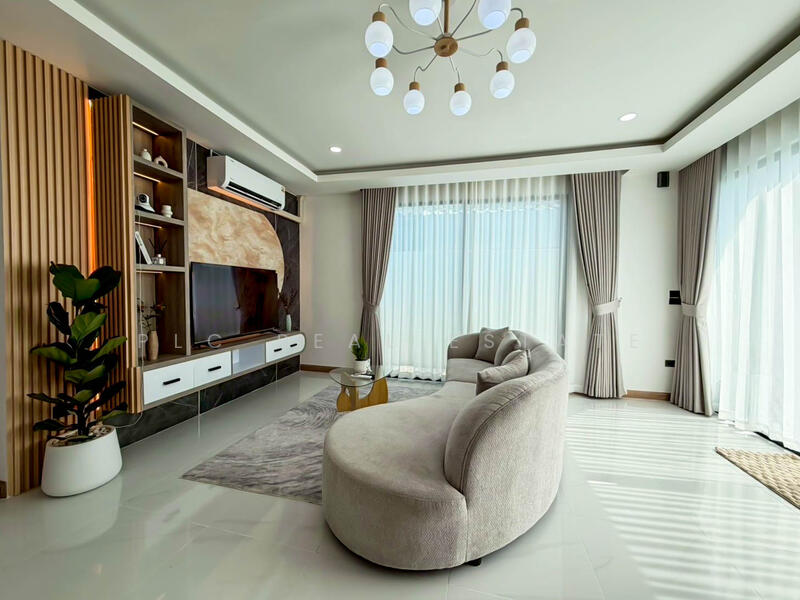 Pool Villa 3 bedrooms for Sale in North Pattaya, Chon Buri (Pattaya), Bang Lamung, Bang Lamung (Pattaya), Chon Buri (Pattaya), 3 Bedrooms, 184 sqm, Single Detached House For Sale, by PLC Real Estate, 500098058 - DDproperty.com