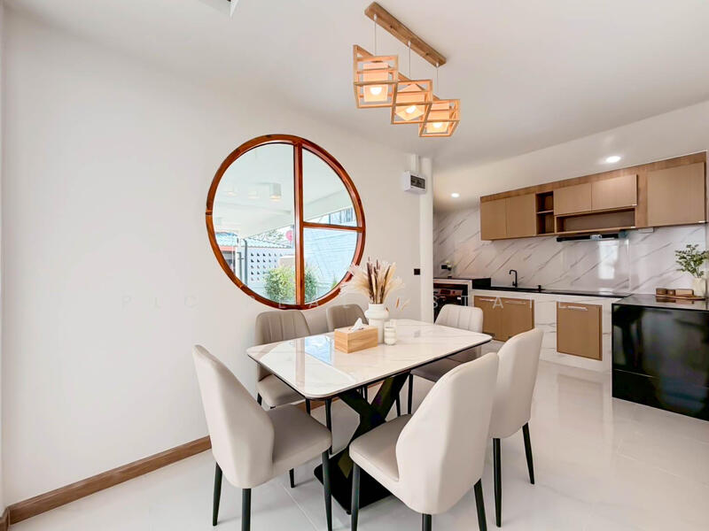 ขายวิลล่าพร้อมสระว่ายน้ำส่วนตัว 3 ห้องนอน – พัทยาเหนือ, ชลบุรี, บางละมุง, บางละมุง, ชลบุรี, 184 ตร.ม., บ้านเดี่ยว ขาย, โดย PLC Real Estate, 500098058 - DDproperty.com