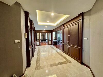 ขาย - Riverside Villa Condominium 1 : ริเวอร์ไซด์ วิลล่า คอนโดมิเนียม 1, กรุงเทพ