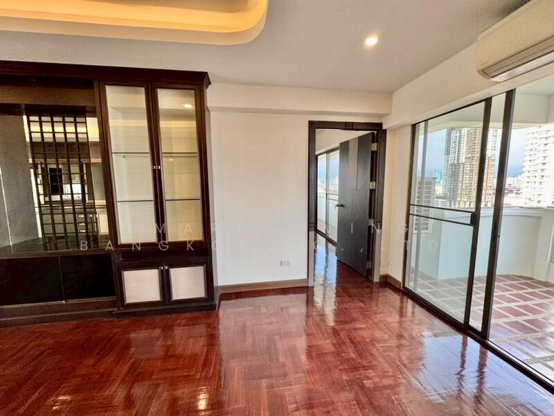 For Sale - Riverside Villa Condominium 1, Bangkok