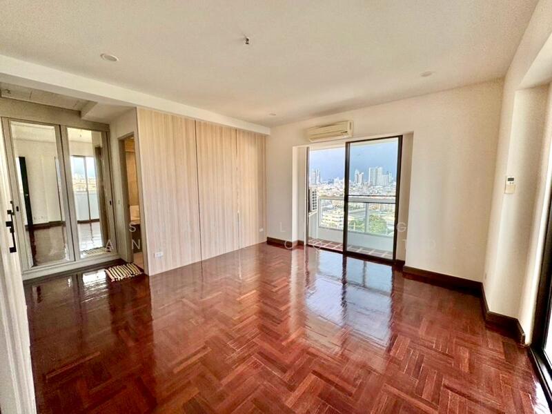 For Sale - Riverside Villa Condominium 1, Bangkok