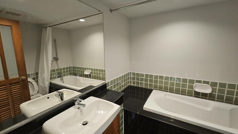 Baan Thirapa : บ้านธีรภา, กรุงเทพ, 9 ซอย พระพินิจ, ทุ่งมหาเมฆ, สาทร, กรุงเทพ, 190 ตร.ม., คอนโด ให้เช่า, โดย BANGKOK PROPERTY AGENTS, 500098196 - DDproperty.com