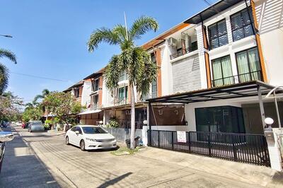 ขาย - Areeya Mova Kaset-Nawamintr : อารียา โมวา เกษตร-นวมินทร์, กรุงเทพ