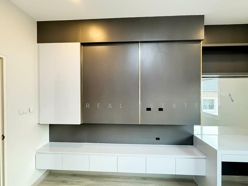 ขายบ้านเดี่ยว 2 ชั้น – พัทยาตะวันออก, ชลบุรี, หนองปรือ, บางละมุง, ชลบุรี, 200 ตร.ม., บ้านเดี่ยว ขาย, โดย PLC Real Estate, 500098214 - DDproperty.com