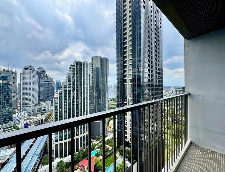 Noble Remix, Bangkok, 772 Soi Sukhumvit 36, Sukhumvit Road, Khong Tan, Khlong Toei, Bangkok, 1 Bedroom, 62 sqm, Condo For Sale, by Komkrit  Arunvessased , 500098321 - DDproperty.com