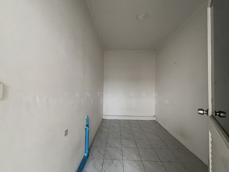 บ้านทาวน์โฮม 3 ชั้น สภาพดีพร้อมเข้าอยู่ ใจกลางอารีย์, กรุงเทพ, พญาไท, พญาไท, กรุงเทพ, 280 ตร.ม., ทาวน์เฮ้าส์ ขาย, โดย Panthawan Keeratithavornanan, 500098425 - DDproperty.com