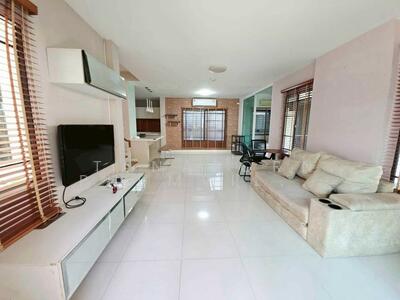 ขาย - Mantana Lake Watcharapol : มัณฑนา เลค วัชรพล, กรุงเทพ