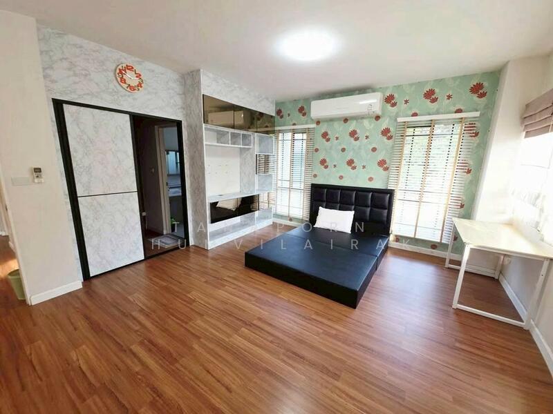 Mantana Lake Watcharapol, Bangkok, Sukhaphiban 5 Road, O-Ngoen, Sai Mai, Bangkok, 4 Bedrooms, 300 sqm, Single Detached House For Sale, by Tanaporn Phumvilairak, 500098660 - DDproperty.com