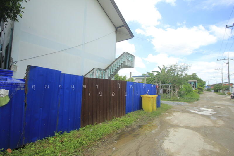 For Sale - อพาร์ตเม้นท์ ถ.เลียบตลองสี่วาพาสวัสดิ์ ซ.ผู้ใหญ่เสริม ต.นาดี อ.เมืองสมุทรสาคร จ.สมุทรสาคร 74000, Samut Sakhon