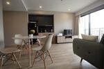 Blossom Condo @ Sathorn-Charoenrat : บลอสซั่ม คอนโด สาทร-เจริญราษฎร์, กรุงเทพ