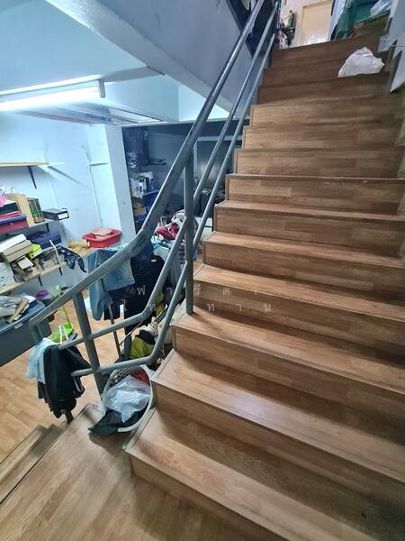 ขาย - ขายอาคารพาณิชย์สมุทรปราการ 4 ชั้น พร้อมที่ดินด้านหลัง เนื้อที่รวม 44.8 ตร.ว. คลองด่าน อำเภอบางบ่อ, สมุทรปราการ