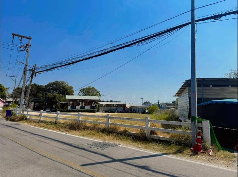 ขาย - ขายที่ดินศักยภาพสูง ใจกลางพัทยากลาง ติดถนนพัทยาสาย 3 เหมาะพัฒนาโครงการตึกสูง, ชลบุรี