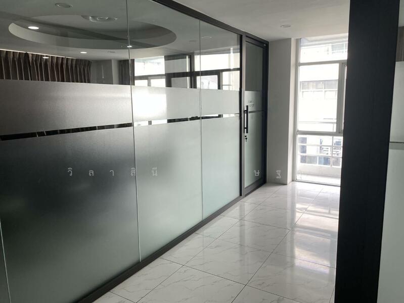 For Sale - ขายสำนักงาน พร้อมผู้เช่า ถนนศรีนครินทร์ ประเวศ ใกล้ MRT, Bangkok
