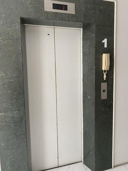 For Sale - ขายสำนักงาน พร้อมผู้เช่า ถนนศรีนครินทร์ ประเวศ ใกล้ MRT, Bangkok