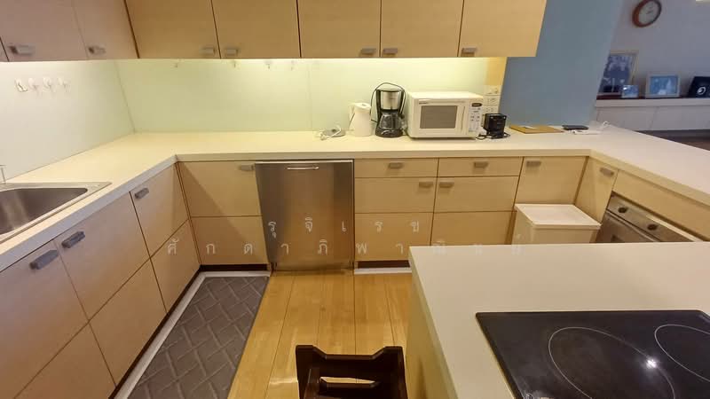 Baan Sathorn Chao Phraya, Bangkok, 931 Charoen Nakhon 15 A Alley, Khlong Ton Sai, Khlong San, Bangkok, 3 Bedrooms, 167 sqm, Condo For Sale, by Rujirake Sakdapipanich, 500099156 - DDproperty.com