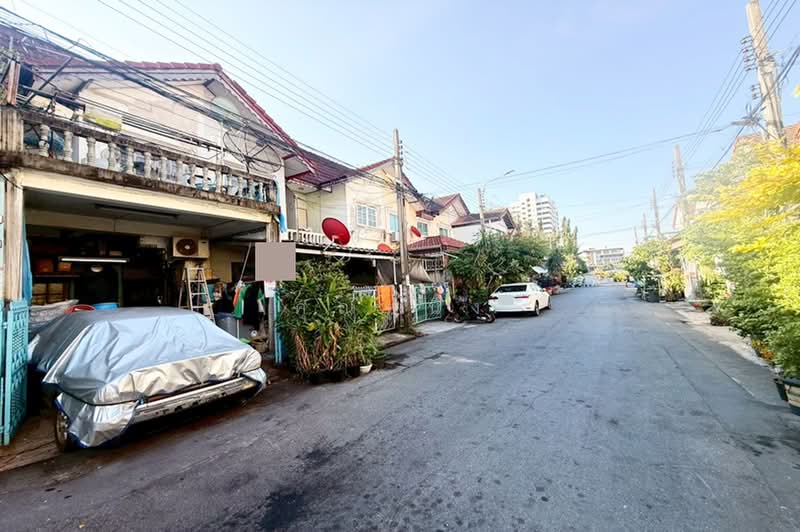 หมู่บ้านสวนทองวิลล่า 3, Bangkok, ถนนรามอินทรา, Nuan Chan, Bueng Kum, Bangkok, 1 Bedroom, 125 sqm, Townhouse For Sale, by คุณหนึ่ง, 500099176 - DDproperty.com