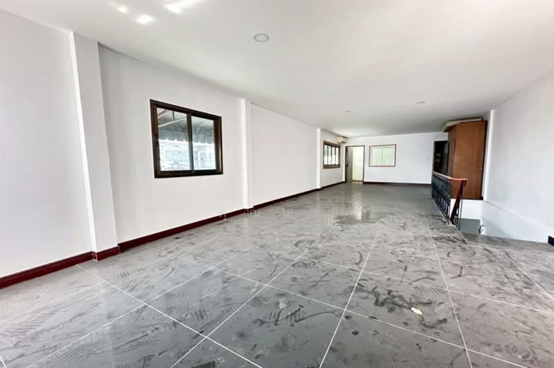 ขายทาวน์เฮ้าส์ 2 ชั้น สุขุมวิท 93 ใกล้ BTS บางจาก/อ่อนนุช พระโขนง กรุงเทพฯ, Bangkok, ถนนสุขุมวิท 62, Bang Chak, Phra Khanong, Bangkok, 1 Bedroom, 100 sqm, Townhouse For Sale, by คุณนา, 500099289 - DDproperty.com