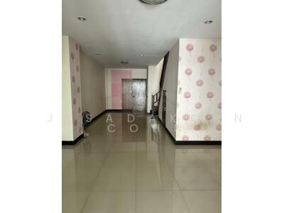 ขาย - ทาวน์เฮ้าส์ 2-ห้องนอน, กรุงเทพ