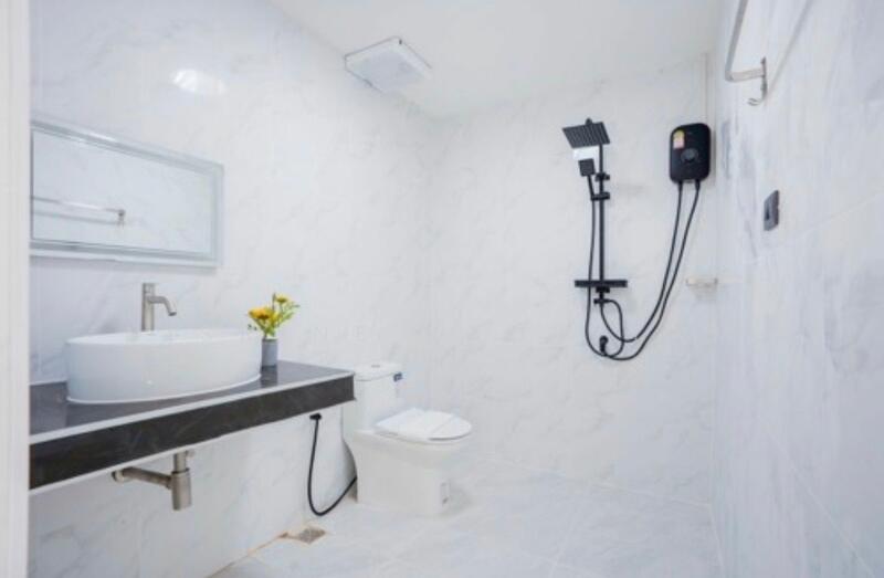 4-BR Villa, Chon Buri (Pattaya), Nong Pla Lai, Bang Lamung (Pattaya), Chon Buri (Pattaya), 4 Bedrooms, 252 sqm, Villa For Sale, by Nisrine Kadeyyam, 500099341 - DDproperty.com