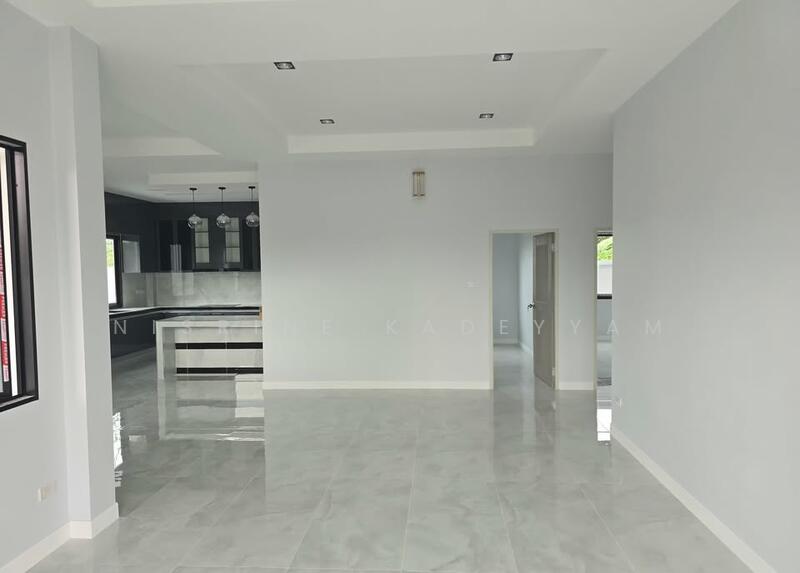 3-BR House, Chon Buri (Pattaya), Huai Yai, Bang Lamung (Pattaya), Chon Buri (Pattaya), 3 Bedrooms, 204 sqm, Single Detached House For Sale, by Nisrine Kadeyyam, 500099510 - DDproperty.com